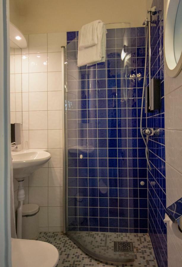 Villa Lovik Lidingö Szoba fotó